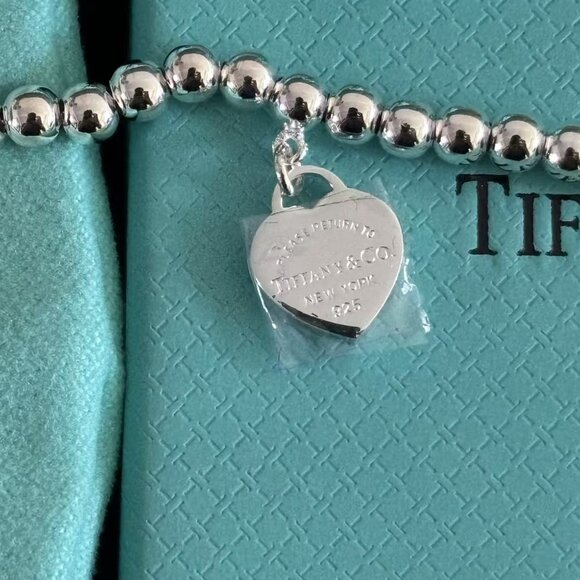 Tiffany & Co. Silver Bracelet with Turquoise Charm - Picture 4 of 6